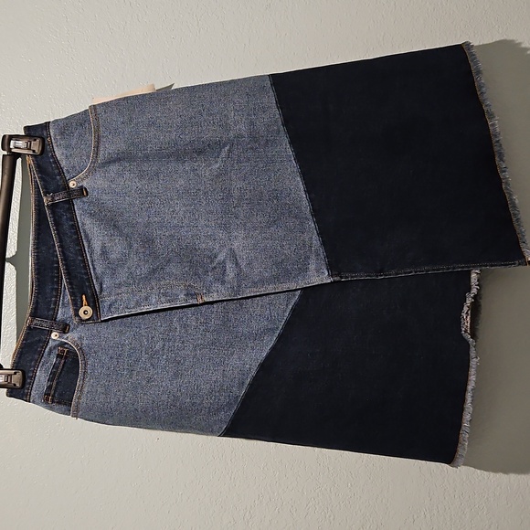 Assymetric Denim Skirt sz 6 - Picture 3 of 8